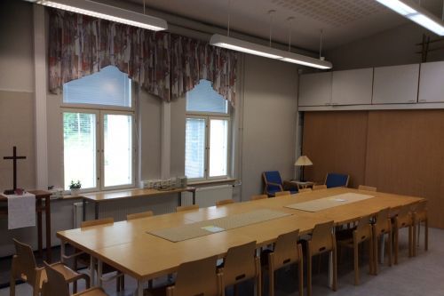 Neulamäen kirkon kokoustila Neulamäen kirkon kokoustila