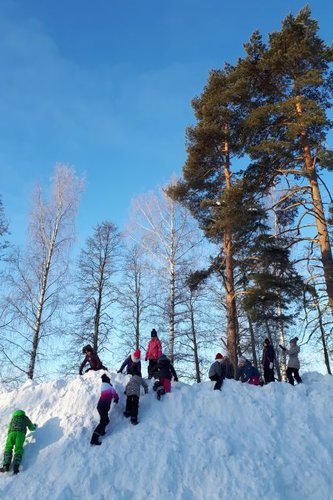 Hyvää uutta vuotta 2019! Tervetuloa mukaan kerhoihin, leireille, iltoihin ja tapahtumiin!