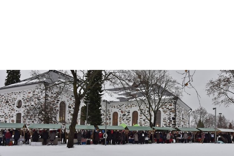 Adventtimarkkinat Kirkonmäellä Adventtimarkkinat Kirkonmäellä