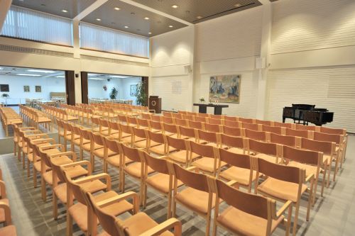 Keskusseurakuntatalon seurakuntasali Keskusseurakuntatalon seurakuntasali