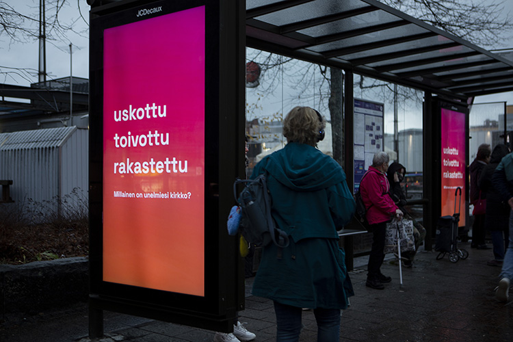 Bussipysäkkimainos2_lukkari.jpg