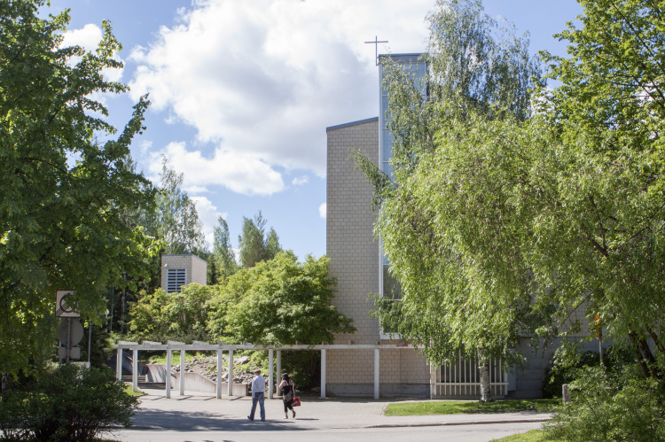 Neulamäen kirkko.