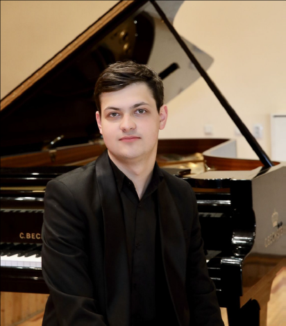 Aleksei Rybakov, pianisti.