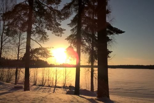 Talvinen auringonlasku