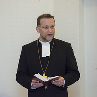 PiispaJariJolkkonen_460x460_THUMB.jpg