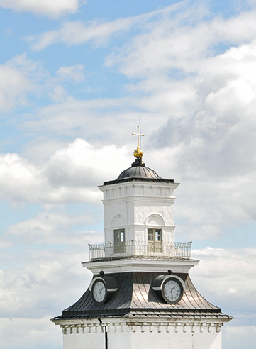 kuvassa Kuopion Tuomiokirkon torni